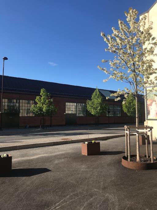 Stort Hus I Porsgrunn Sentrum Med Gangavstand Til "Alt" & Gratis Parkering Til Flere Biler Exterior photo